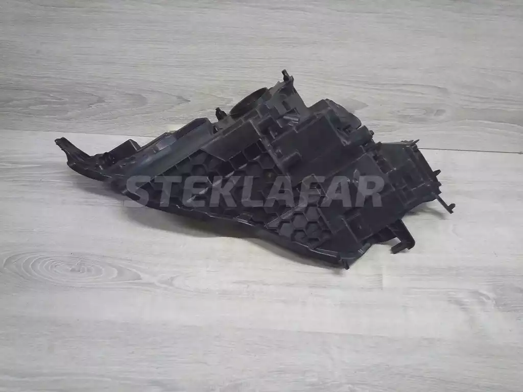 S60 3 / V60 2 (2018-н.в.) и V60 Cross Country 2 (2018-н.в.)