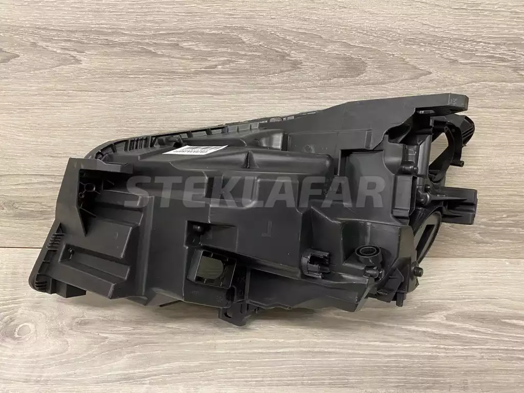 X156 (2017-2020) рестайлинг
