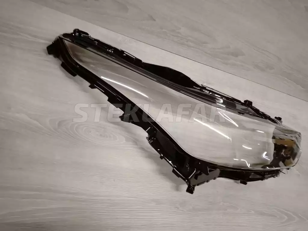 Стёкла фар Toyota Highlander 70 (2019-н.в.)