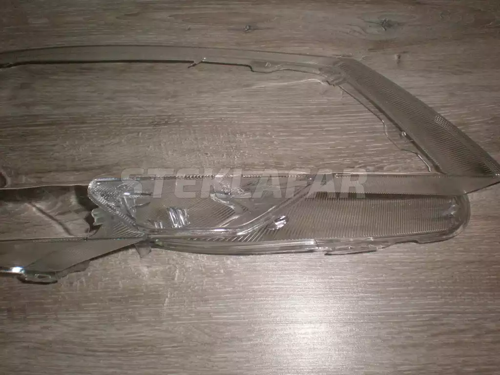 Стёкла фар Skoda Superb 2 3T (2013-2015) рестайлинг
