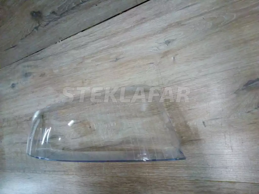 Стёкла фар Audi A4 B6 (2000-2004)
