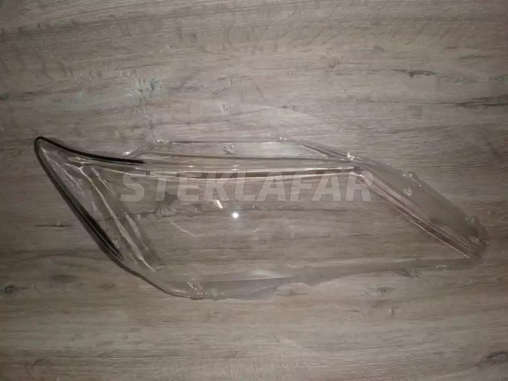 Стёкла фар Toyota Camry 50 (2011-2014) дорестайлинг