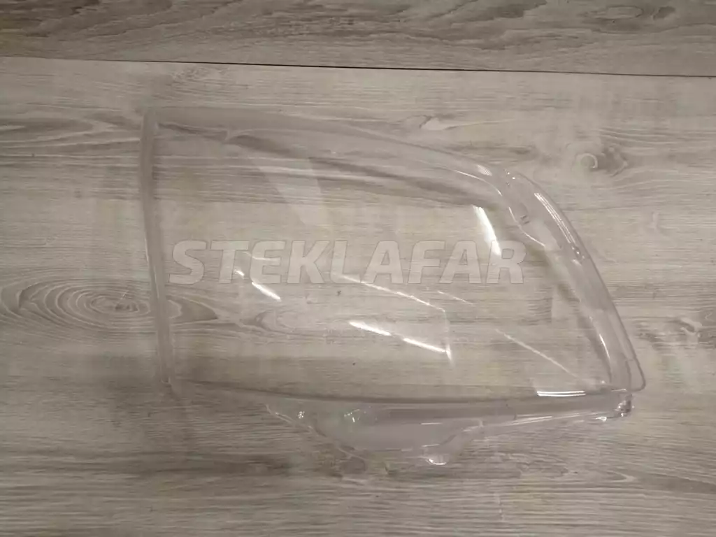 Стёкла фар Toyota Noah 2 R70 (2007-2010) дорестайлинг