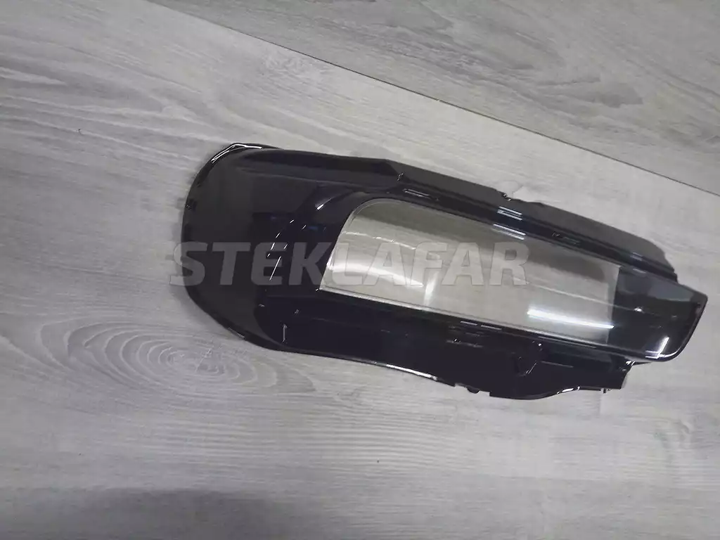 Стёкла фар BMW 7 G70 (2022-н.в.)