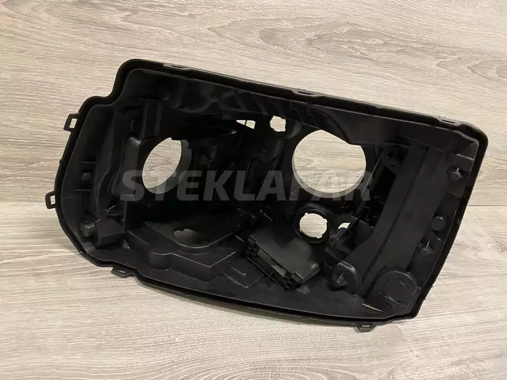 4 L319 (2013-2016) рестайлинг