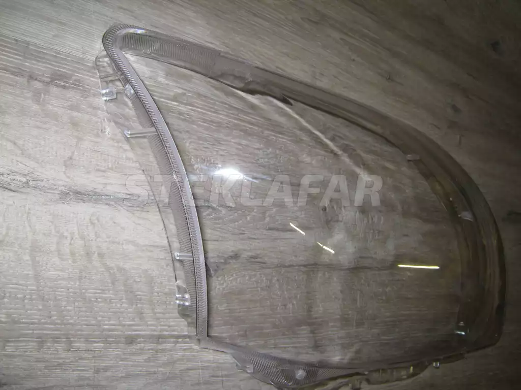Стёкла фар Toyota Avensis 2 T250 (2006-2008) рестайлинг