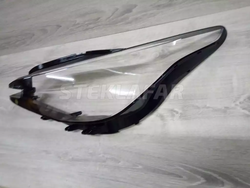 Стёкла фар Volkswagen ID.4X 1 (2020-н.в)