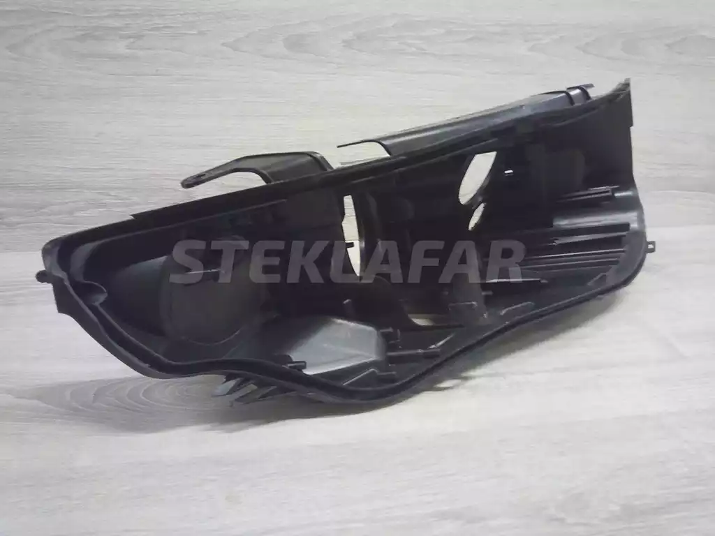 1 L550 (2014-2019) дорестайлинг
