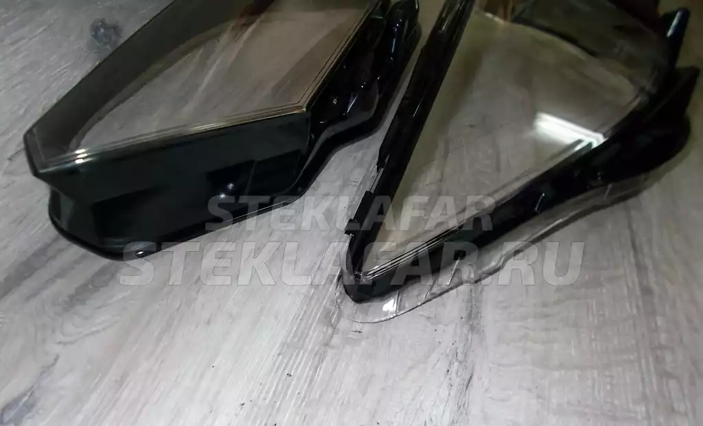 Стёкла фар Volkswagen Passat B8 (2015-2019) дорестайлинг