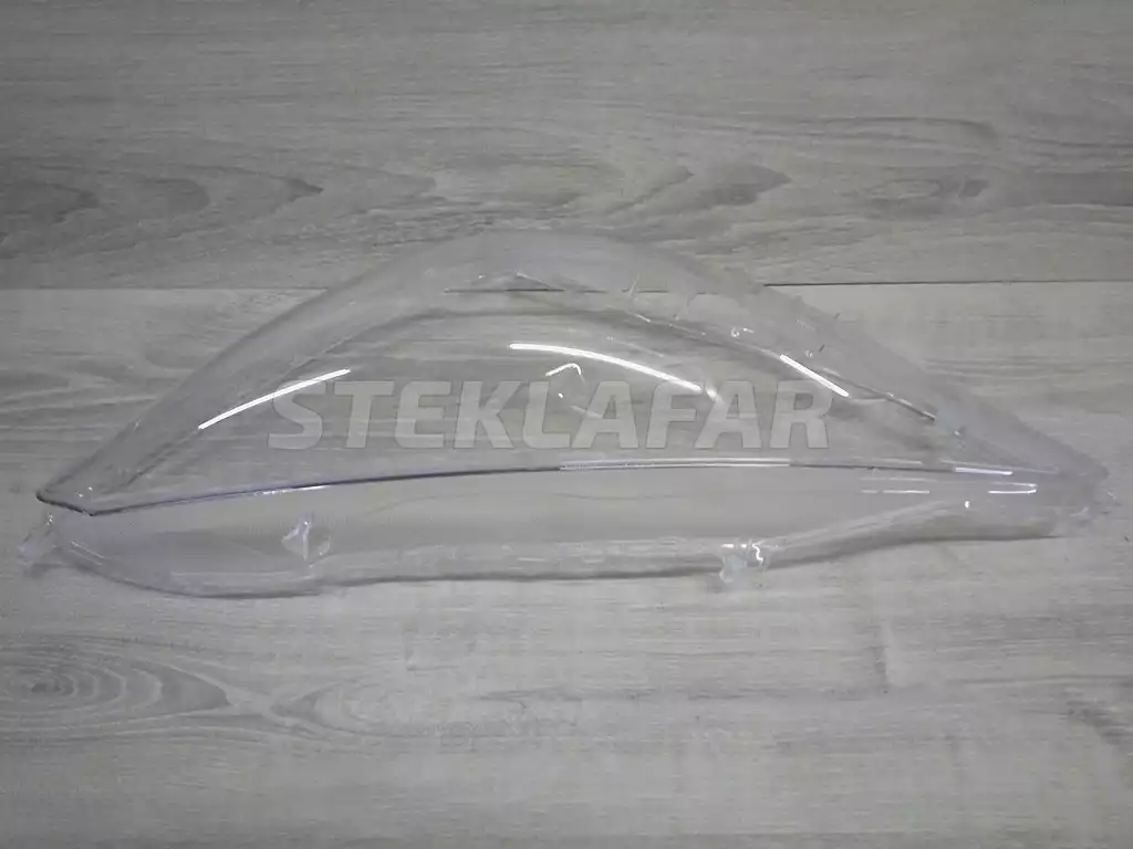 Стёкла фар Toyota Aqua P10 (2011-2014) дорестайлинг и Pruis C P10 (2011-2014) дорестайлинг