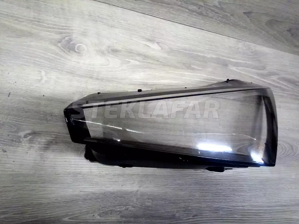 Стёкла фар Skoda Rapid 2 (2020-2023)