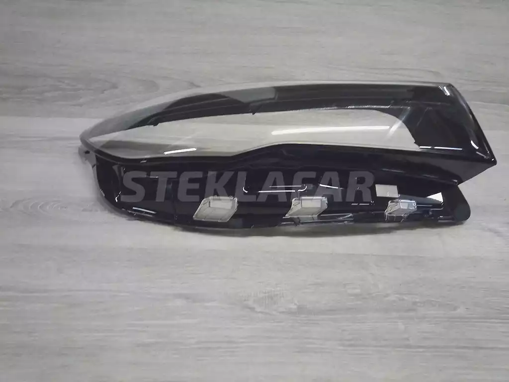 Стёкла фар Geely Emgrand SS11 (2021-н.в.)