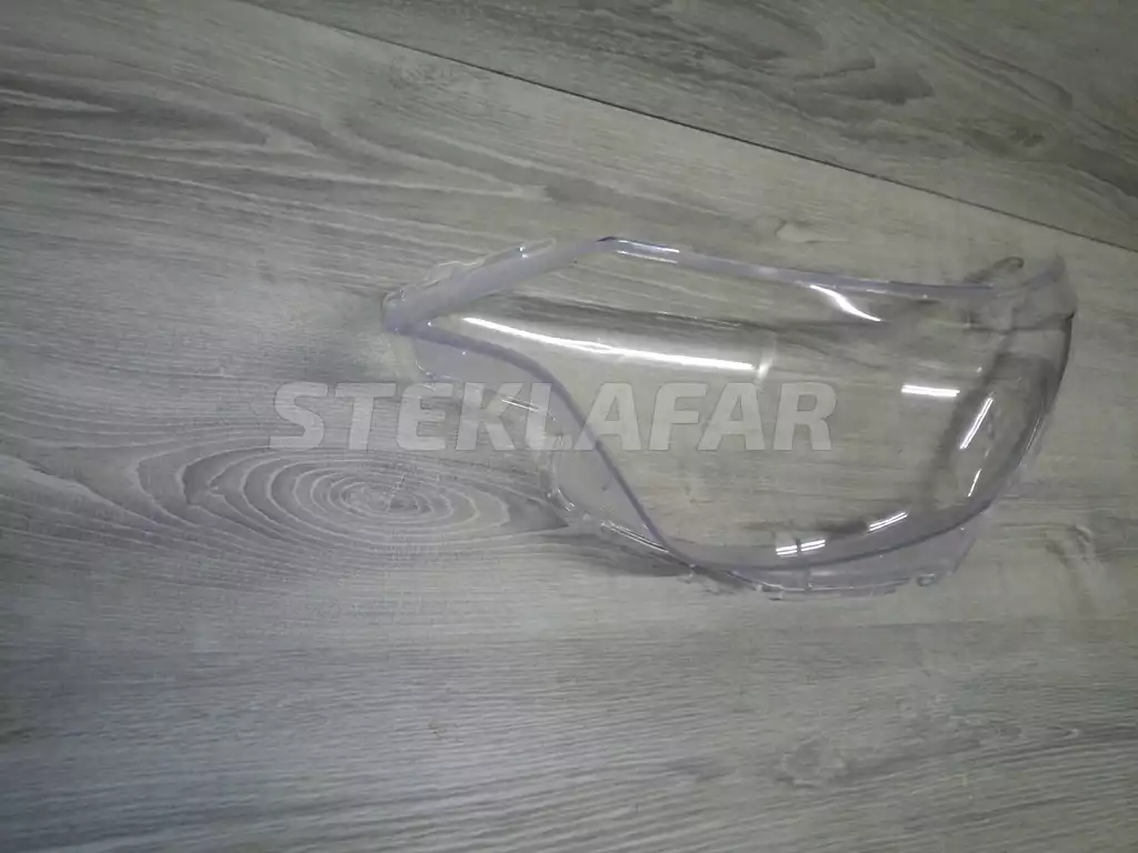 Стёкла фар Toyota Estima 3 50 (2006-2008) дорестайлинг