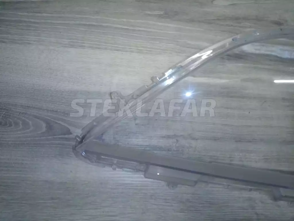 Стёкла фар Toyota Sienna 3 XL30 (2010-2020)