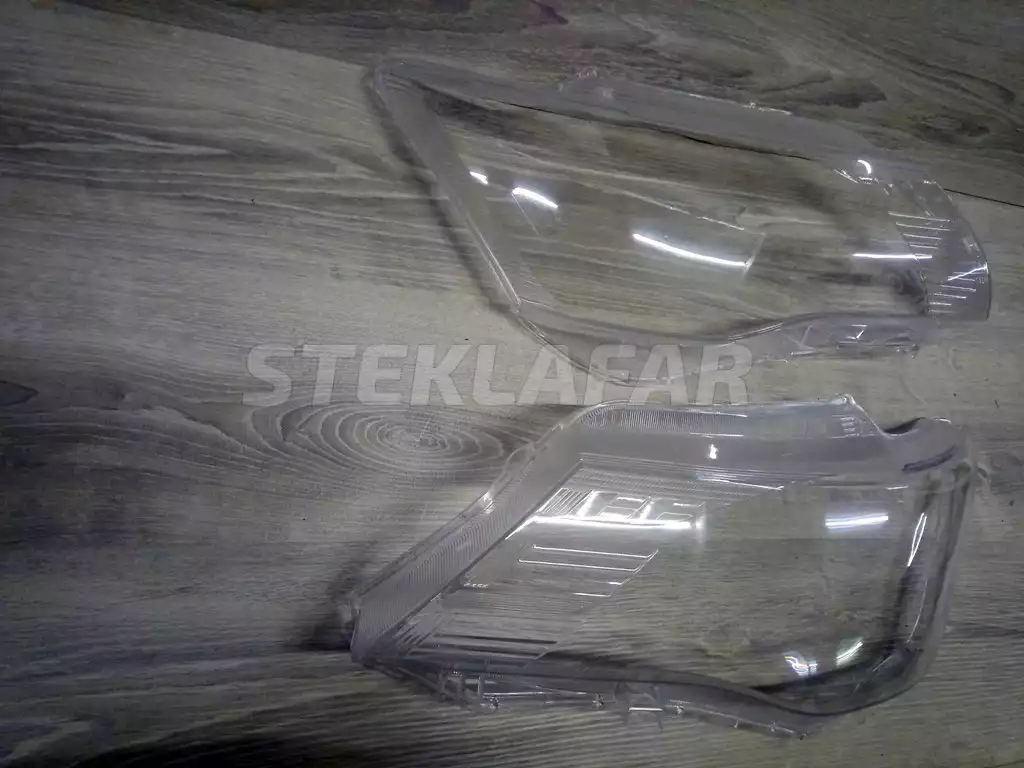 Стёкла фар Toyota Corolla Fielder Corolla Fielder E160 (2012-2015) дорестайлинг и Corolla Axio E160 (2012-2015) дорестайлинг