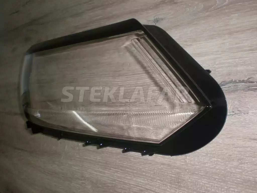 Стёкла фар Volkswagen Tiguan 1 (2011-2016) рестайлинг