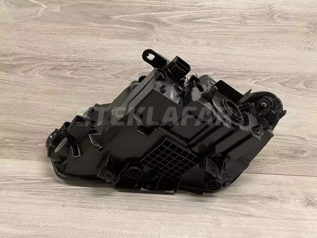 F48 (2015-2019) дорестайлинг