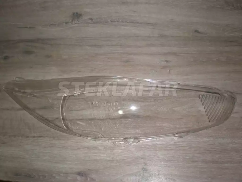 Стёкла фар Ford Fiesta 6 (2012-2018) рестайлинг