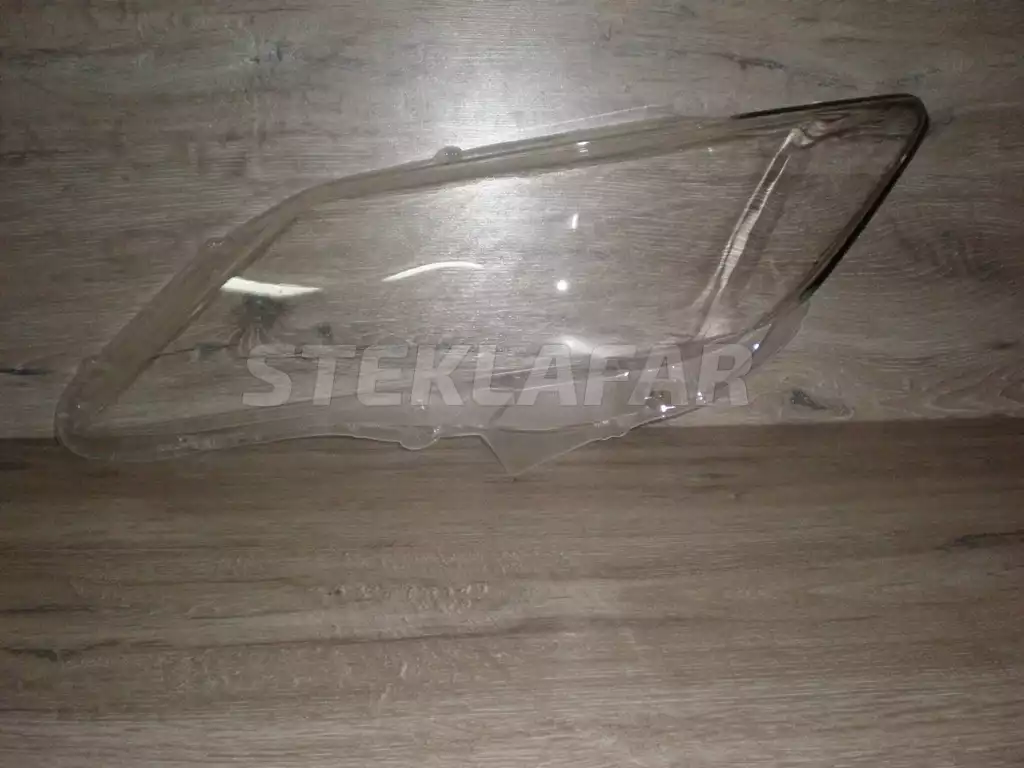 Стёкла фар Toyota Camry 50 (2011-2014) дорестайлинг