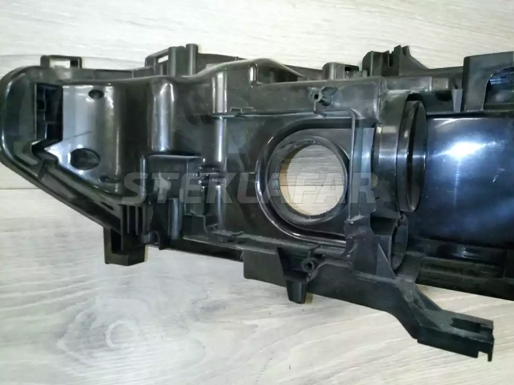 8T (2011-2016) рестайлинг