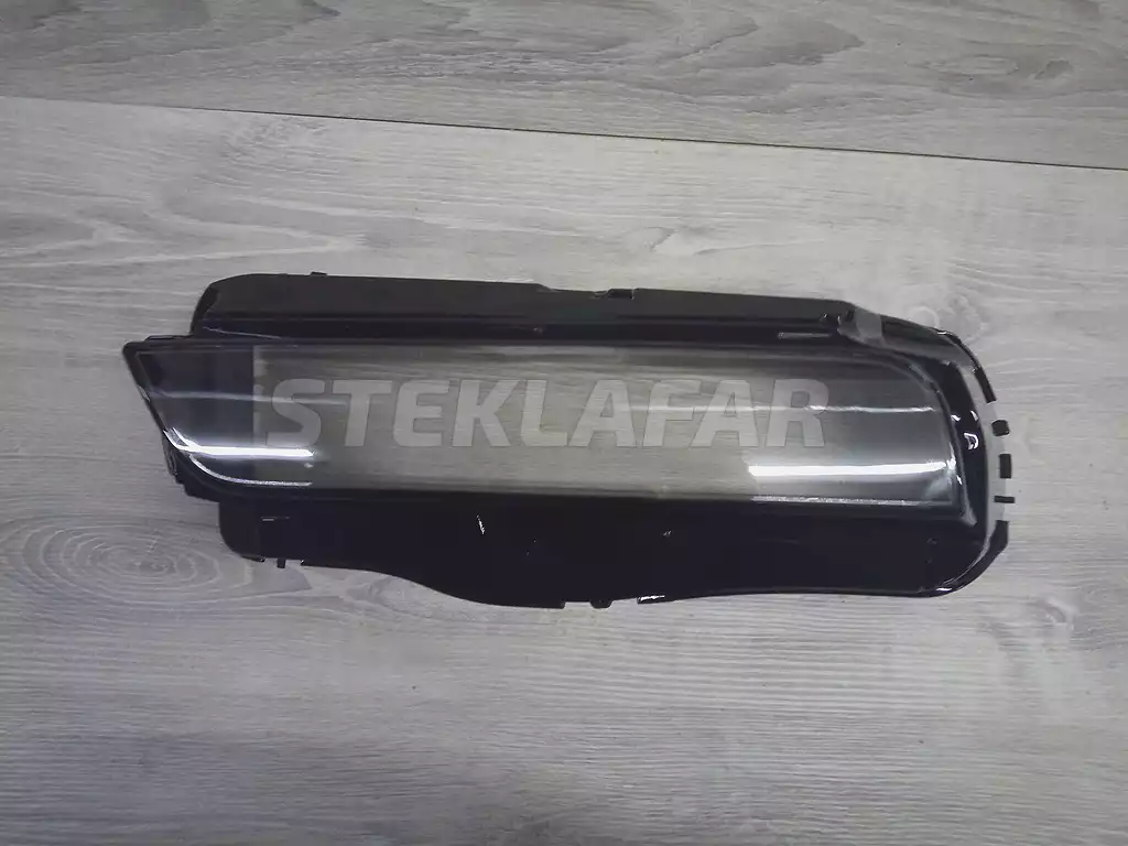 Стёкла фар BMW 7 G70 (2022-н.в.)