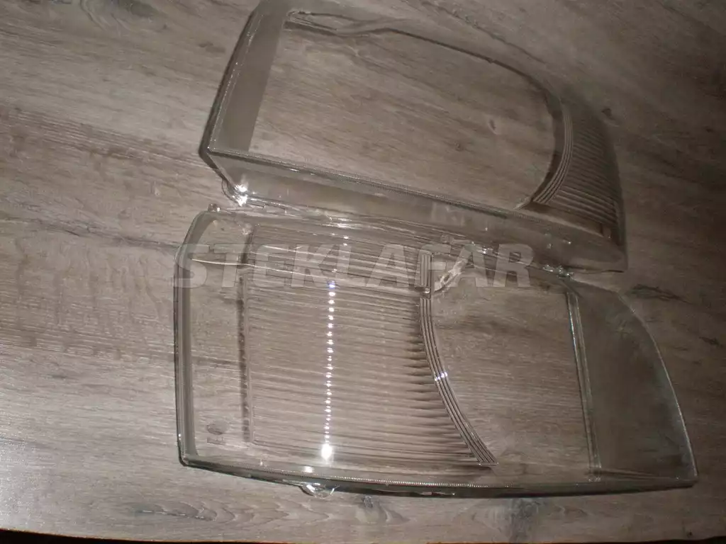 Стёкла фар Land Rover Freelander 2 L359 (2006-2012) дорестайлинг