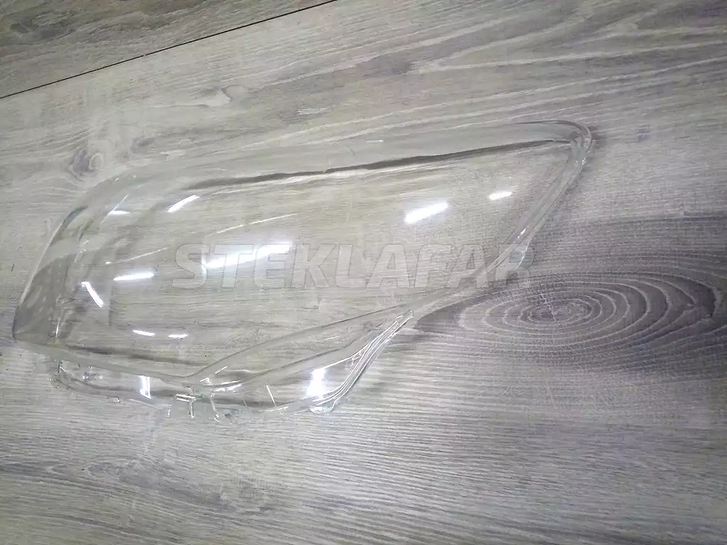 Стёкла фар Toyota Corolla Fielder Corolla Fielder E140 (2006-2012) и Corolla Axio E140 (2006-2012)