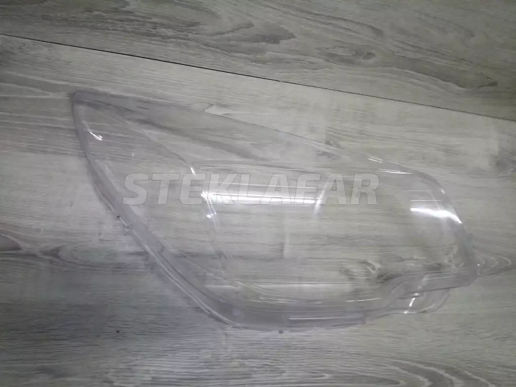 Стёкла фар Chevrolet TrailBlazer 2 GM800 (2012-2016) дорестайлинг
