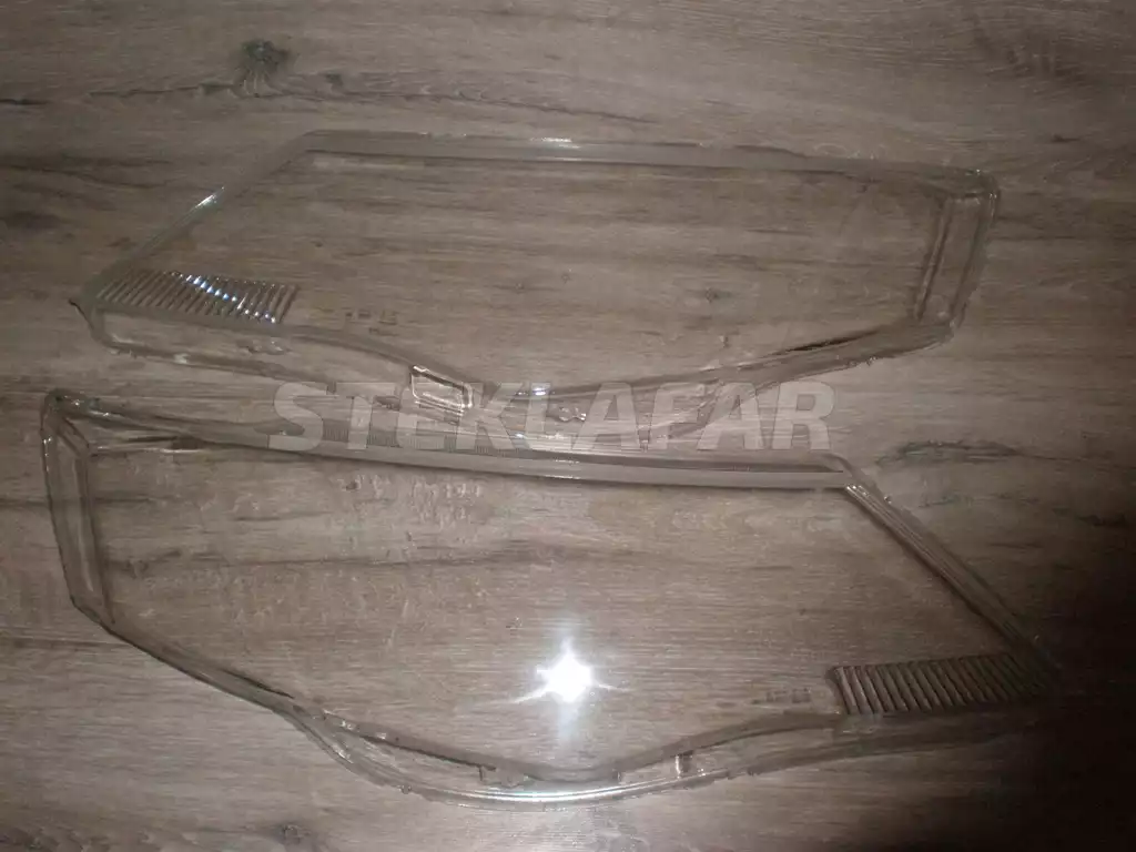 Стёкла фар Mitsubishi Outlander 2 (2006-2009) дорестайлинг