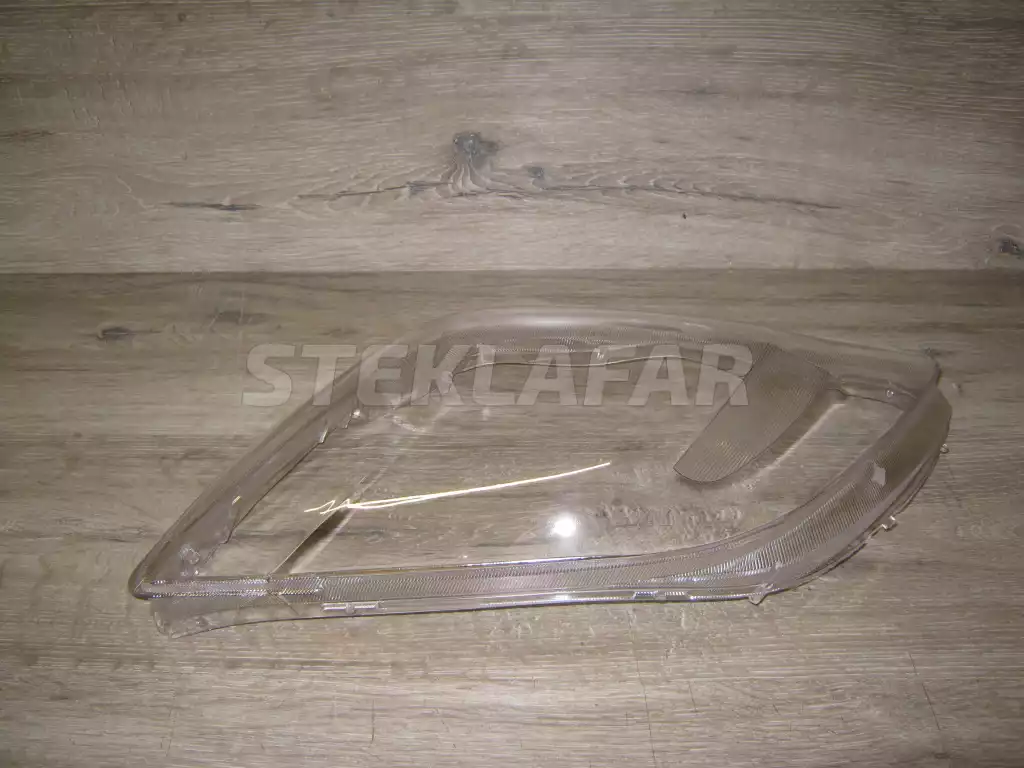 Стёкла фар Toyota Avensis 2 T250 (2006-2008) рестайлинг