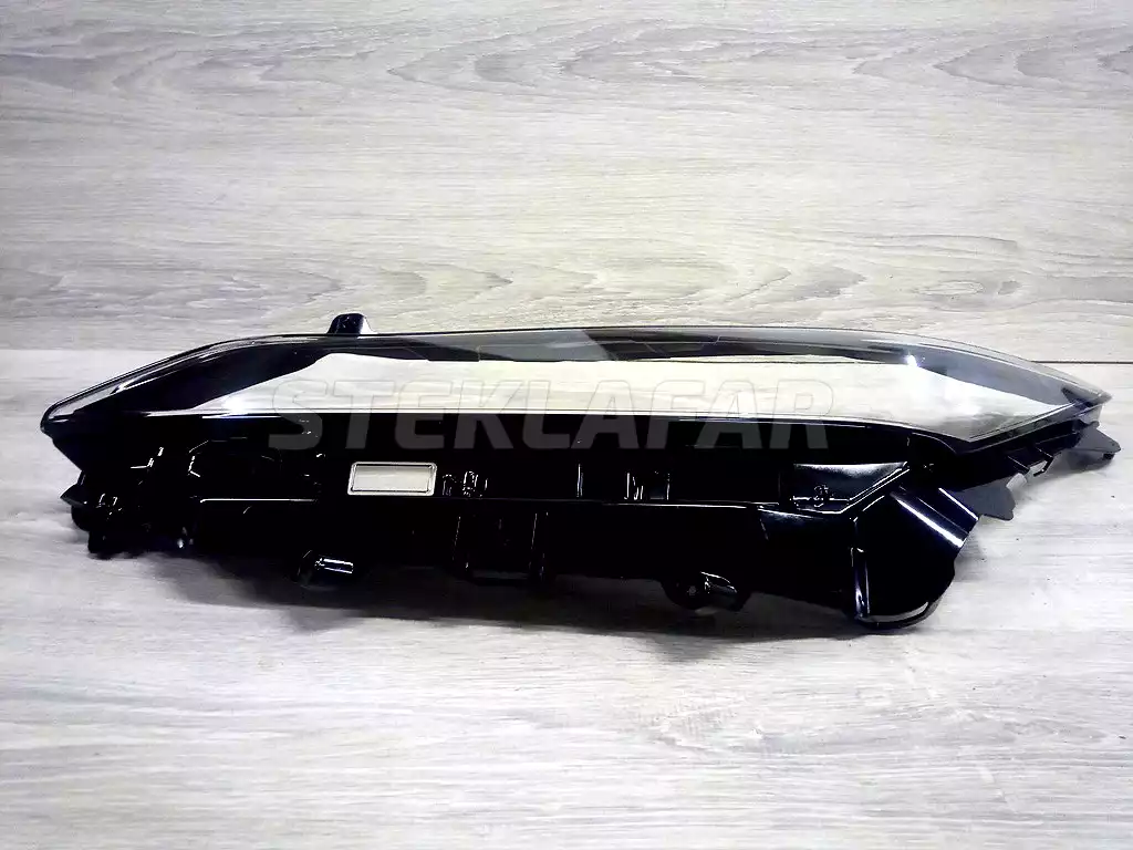 Стёкла фар Toyota Harrier 4 H80 (2020-н.в.) дорестайлинг