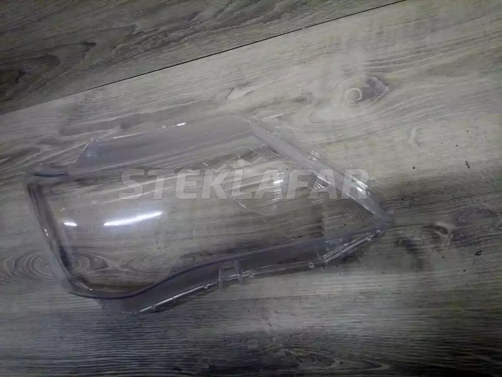 Стёкла фар Toyota Corolla Fielder Corolla Fielder E160 (2012-2015) дорестайлинг и Corolla Axio E160 (2012-2015) дорестайлинг