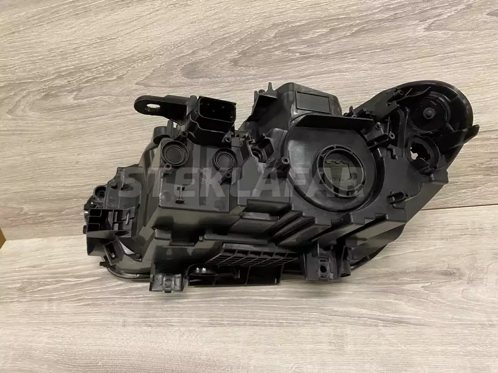 F48 (2015-2019) дорестайлинг
