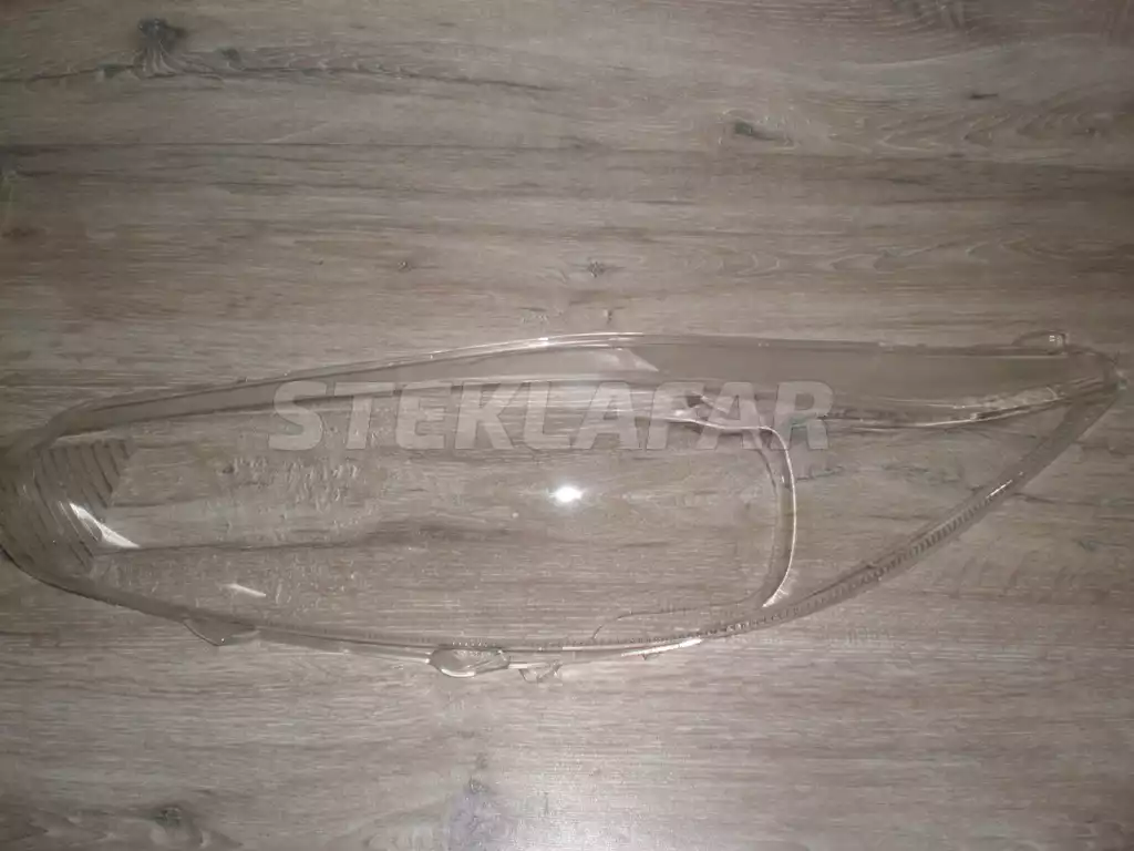 Стёкла фар Ford Fiesta 6 (2012-2018) рестайлинг