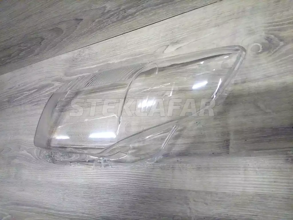 Стёкла фар Toyota Corolla Fielder Corolla Fielder E140 (2006-2012) и Corolla Axio E140 (2006-2012)