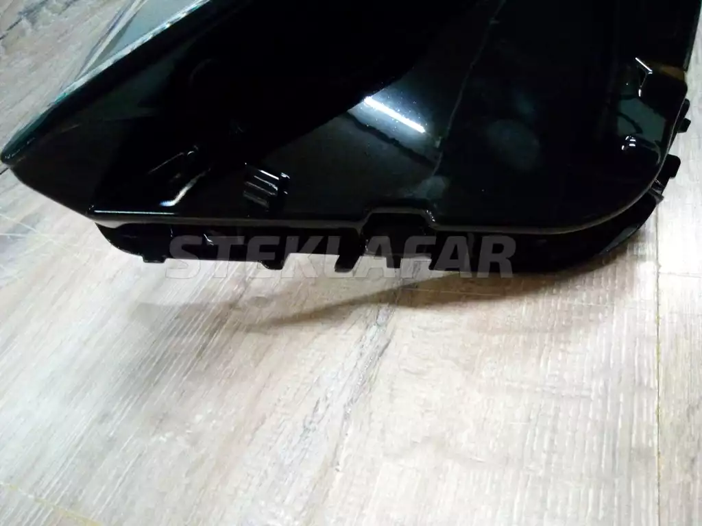 Стёкла фар Audi Q3 F3 (2018-н.в) и Sportback F3 (2019-н.в.)