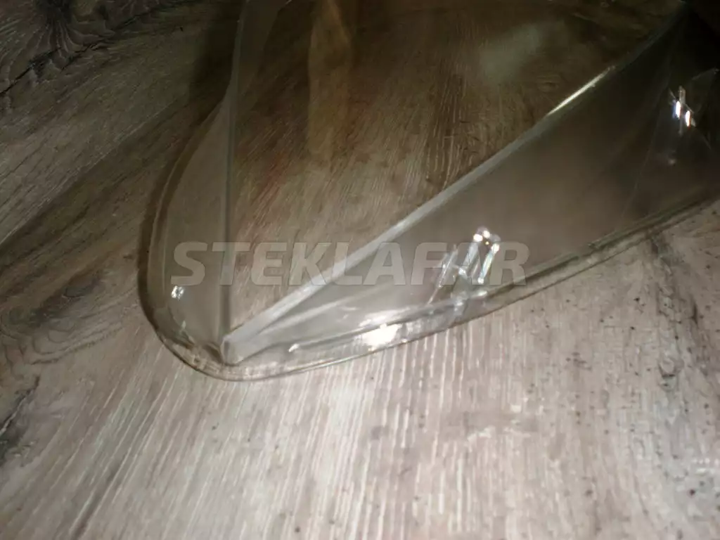 Стёкла фар BMW X5, X6 F15 (2013-2018) и F16 (2014-2019) , F85 (2014-2018), F86 (2014-2019)