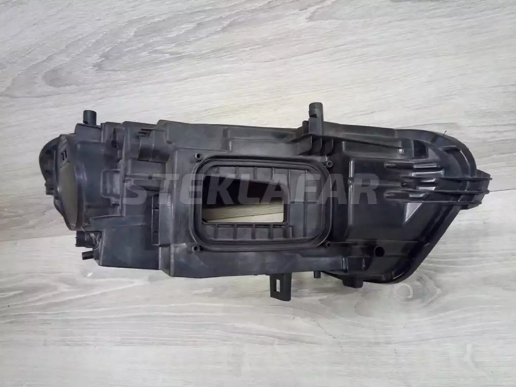 C118 (2019-2023) дорестайлинг