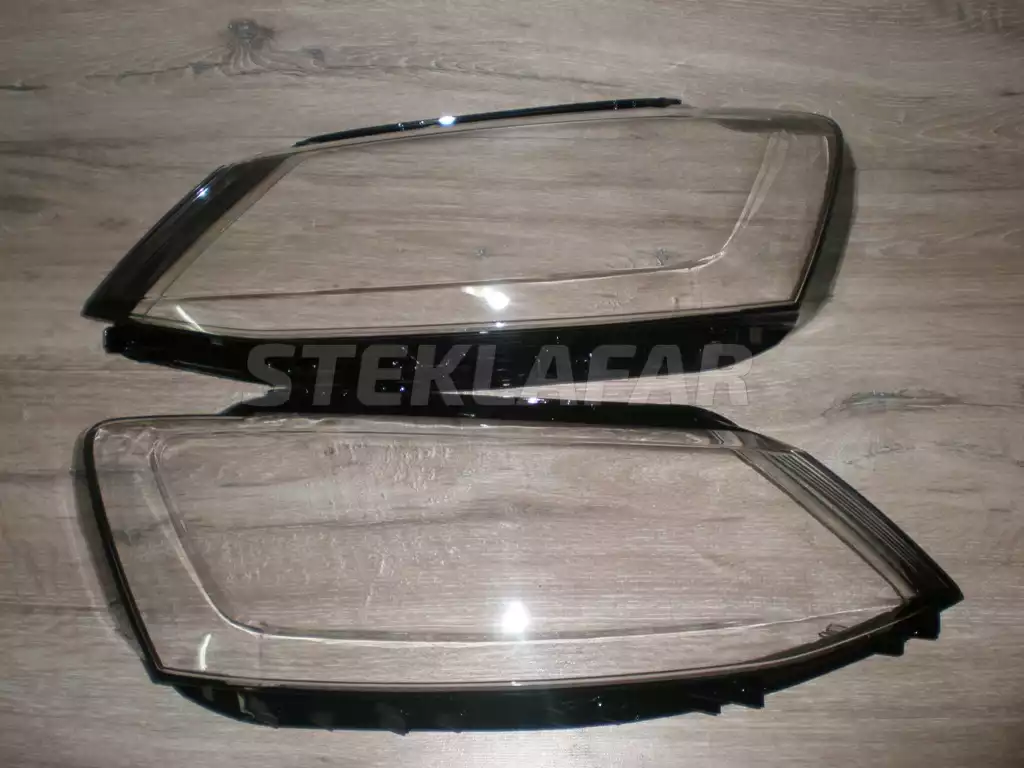 Стёкла фар Volkswagen Jetta 6 (2011-2018)