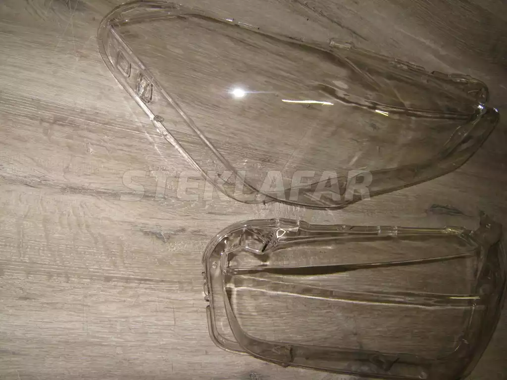 Стёкла фар BMW X1 F48 (2015-2019) дорестайлинг
