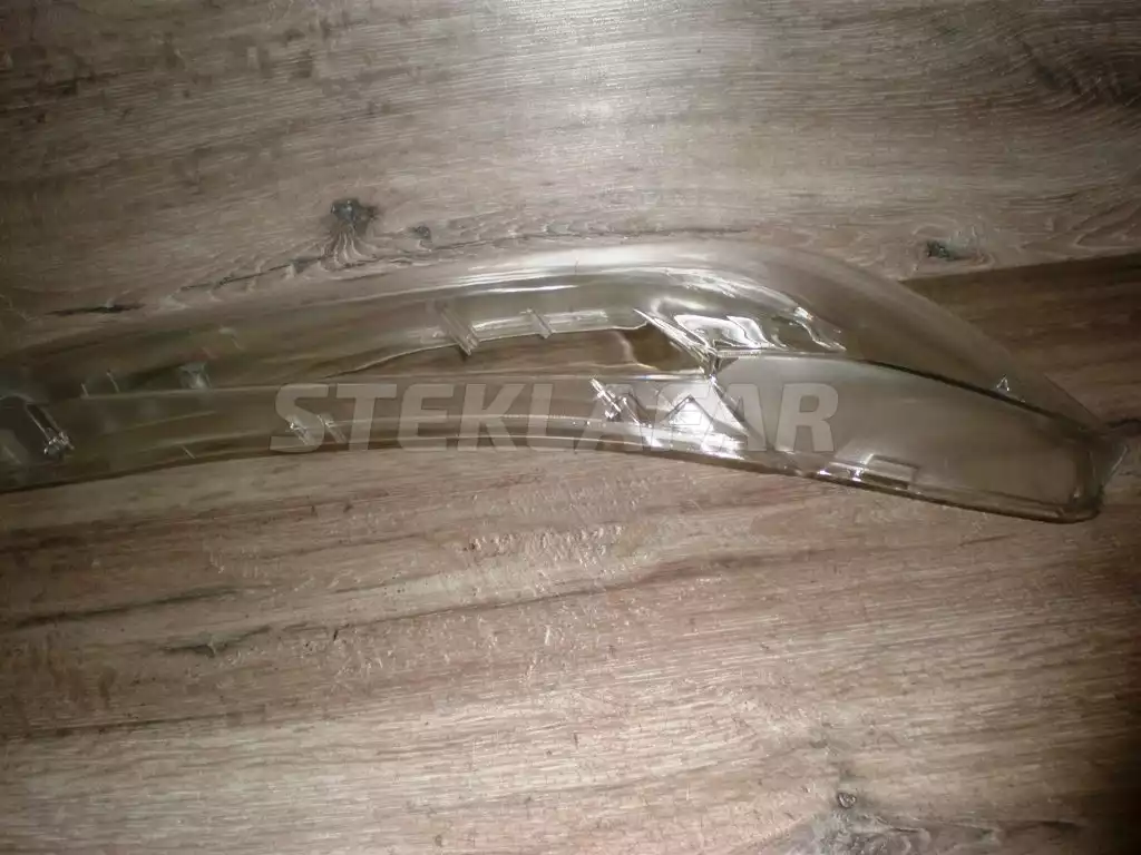 Стёкла фар BMW X5, X6 F15 (2013-2018) и F16 (2014-2019) , F85 (2014-2018), F86 (2014-2019)