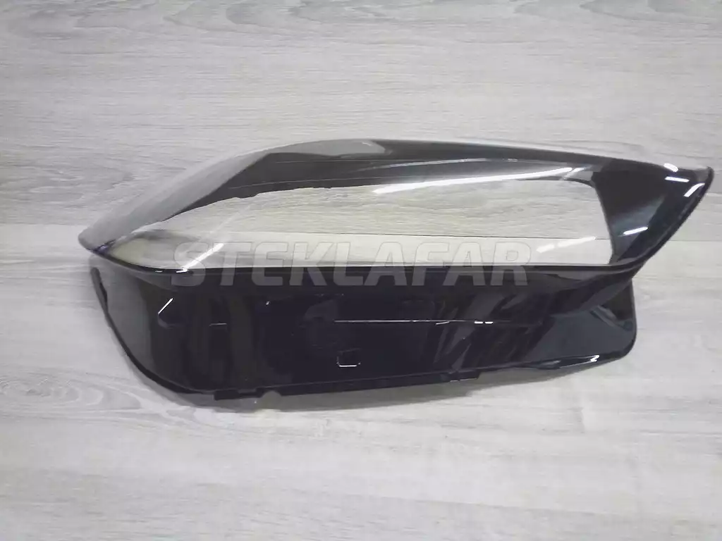 Стёкла фар BMW X1 U11 (2022-н.в.)