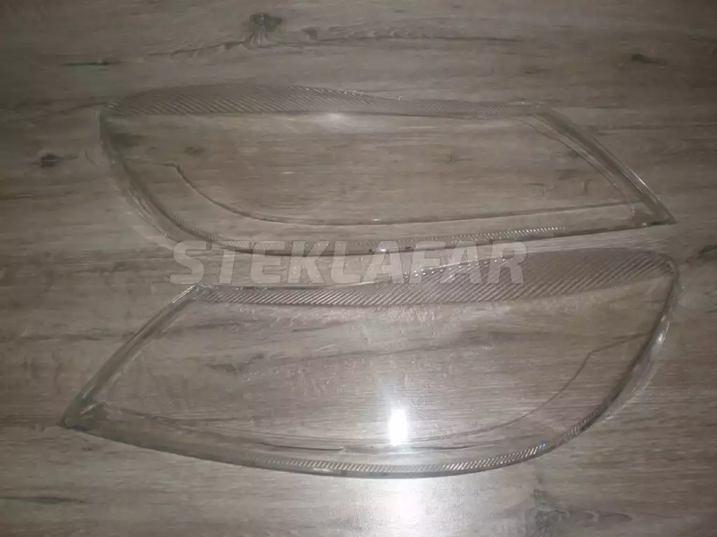 Стёкла фар Skoda Octavia 2 A5 (2008-2013) рестайлинг