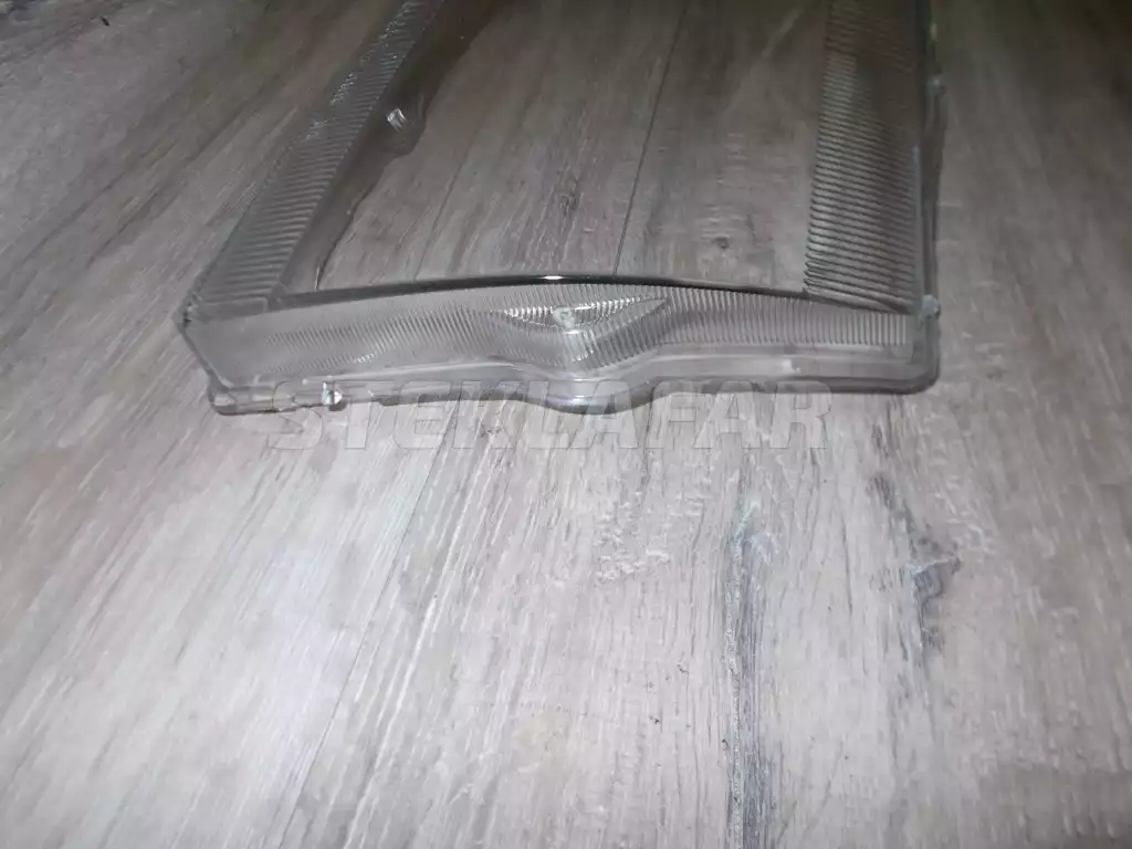 Стёкла фар Mitsubishi Pajero Pinin / iO (1998-2006)