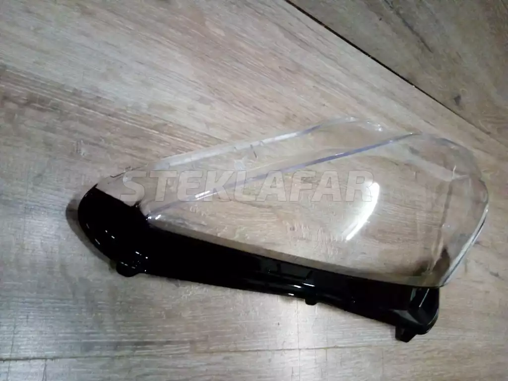 Стёкла фар Lexus IS 2 (2010-2013) 2-й рестайлинг