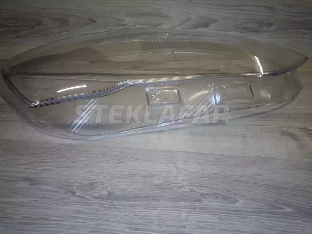 Стёкла фар Ford Focus 4 (2018-2021) дорестайлинг