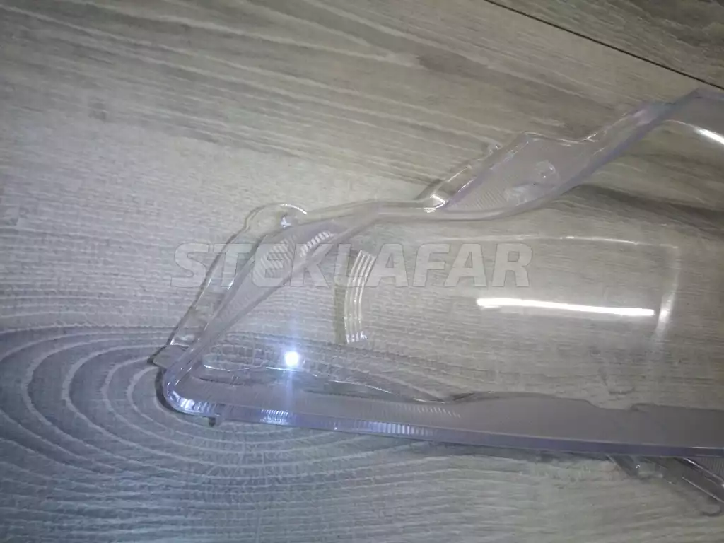 Стёкла фар Toyota Estima 3 50 (2008-2016) рестайлинг