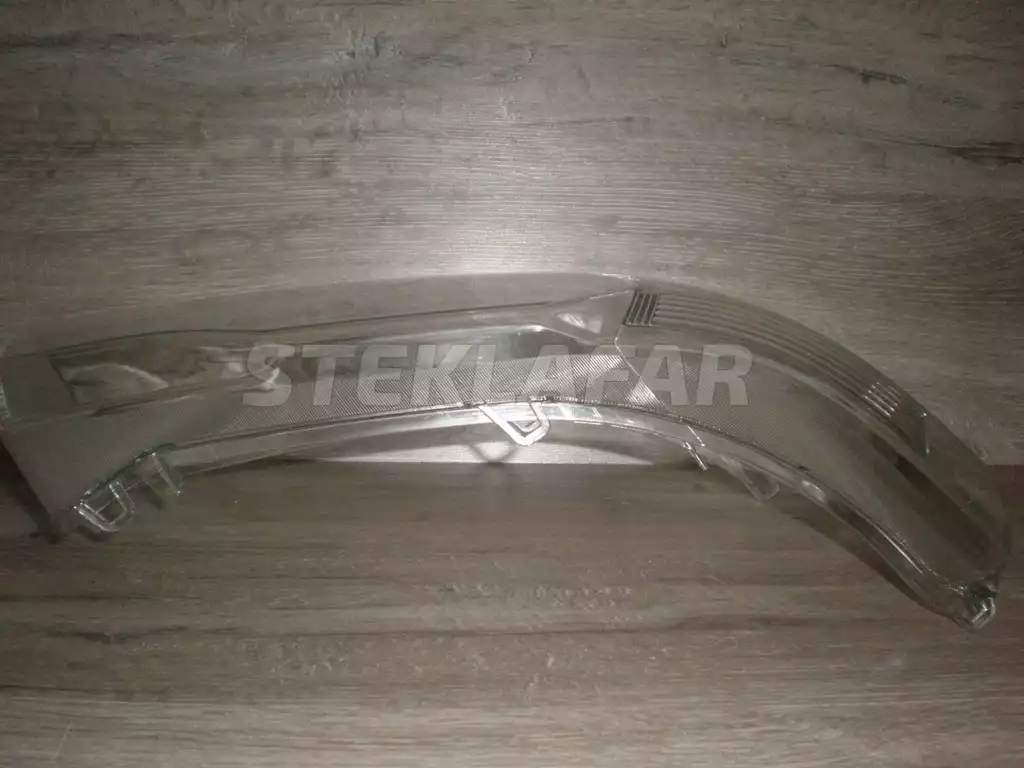 Стёкла фар Land Rover Freelander 2 L359 (2006-2012) дорестайлинг
