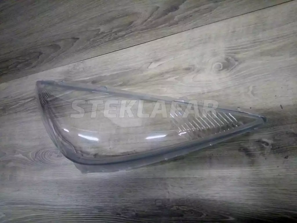 Стёкла фар Toyota Estima Estima 2 30 (2003-2006) рестайлинг и Previa (2003-2006) 2 30 рестайлинг